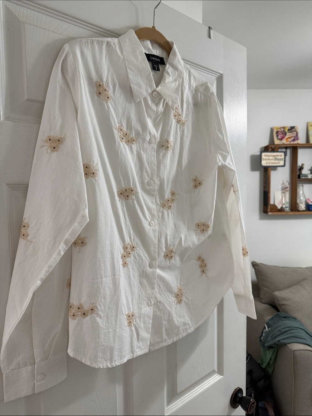 Karen Kane White Button-Down Shirt with Beige Floral Embroidery
